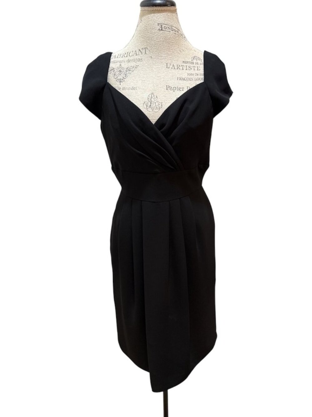 Maggy Boutique Sz 8 Black Cocktail Dress Cap Sleeve V-Neck Pleated LBD